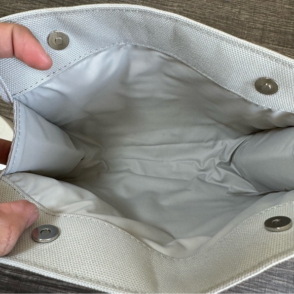 Christian Dior Beauty Gray Trousse Canvas Pouch Cosmetic Makeup Bag New - Picture 9 of 13